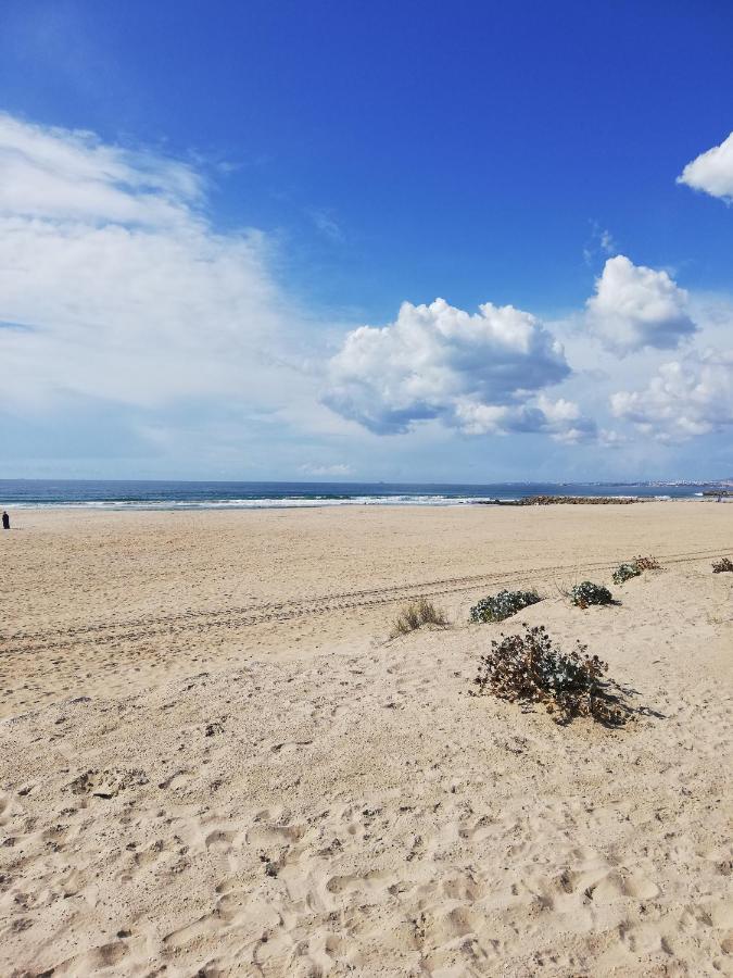 Ocean View Apartment Costa de Caparica Exteriör bild